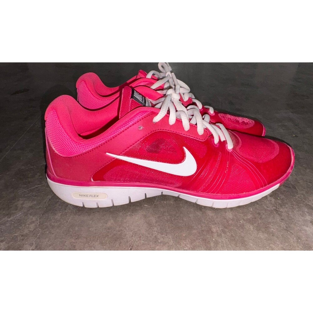 Nike | Women's | Sneaker | Move Fit | Fucsia/Pink | Shoe | Size 11 - Picture 5 of 12